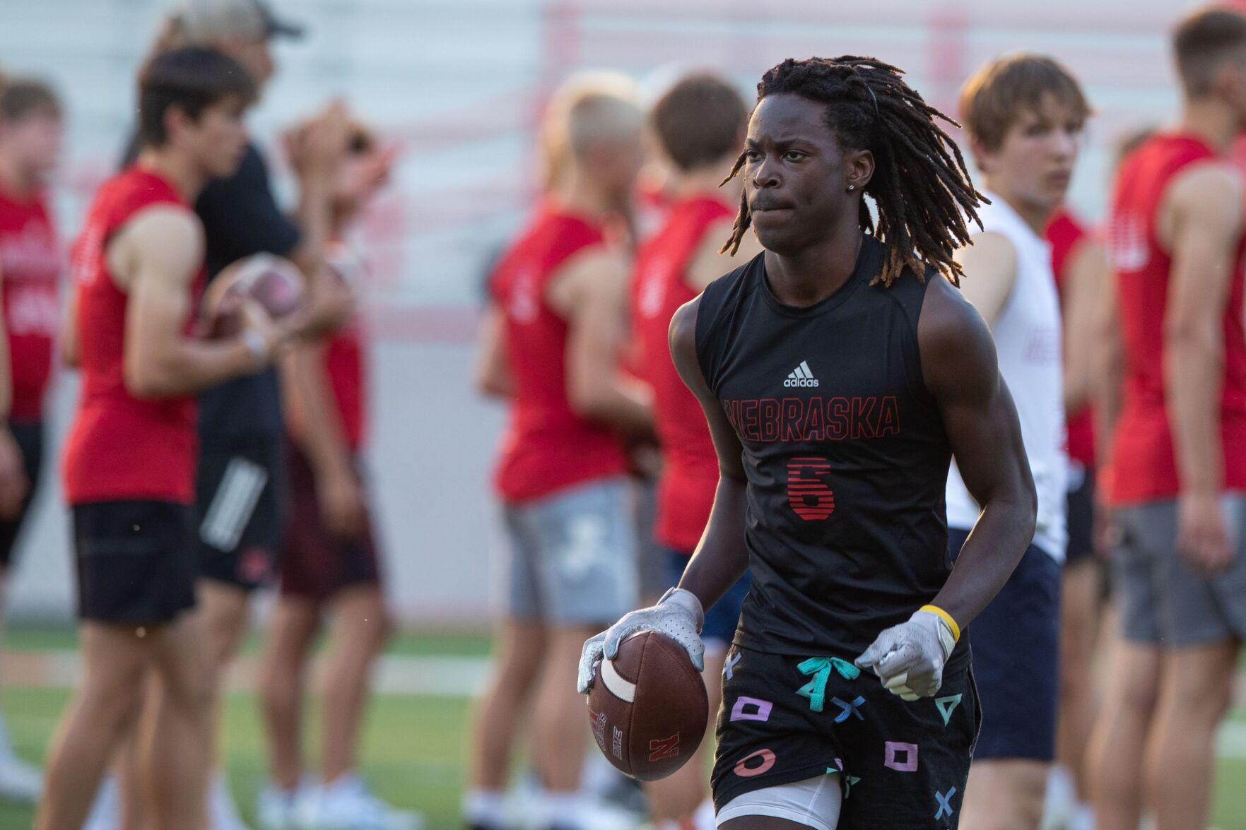 060521-owh-spo-huskermain-LS31